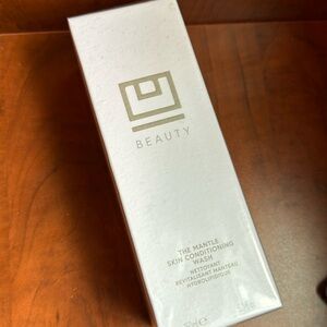 BNIB sealed U BEAUTY The Mantle Skin Conditioning Wash